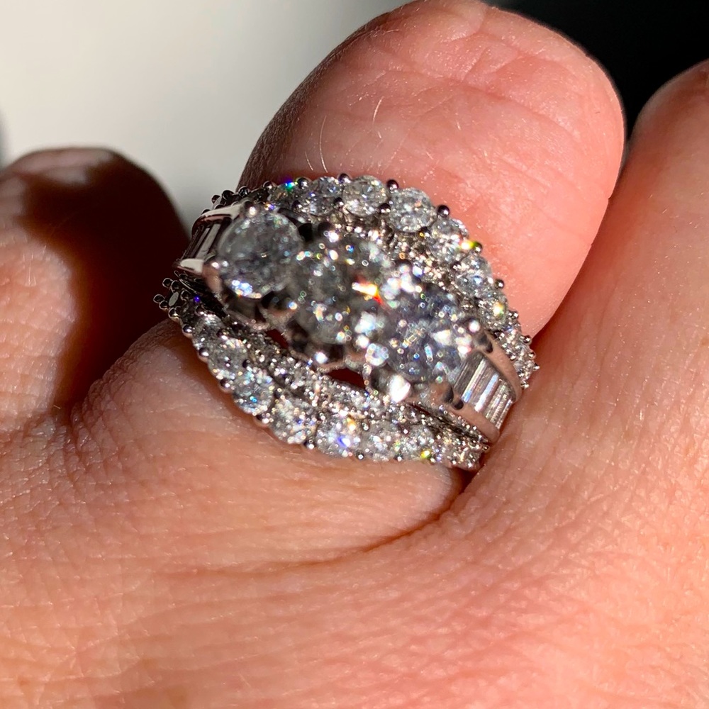 Zales Diamond enhancer 😍💍